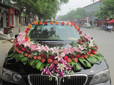 鲜花婚车
