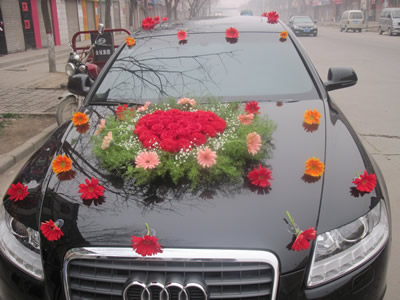 鲜花婚车