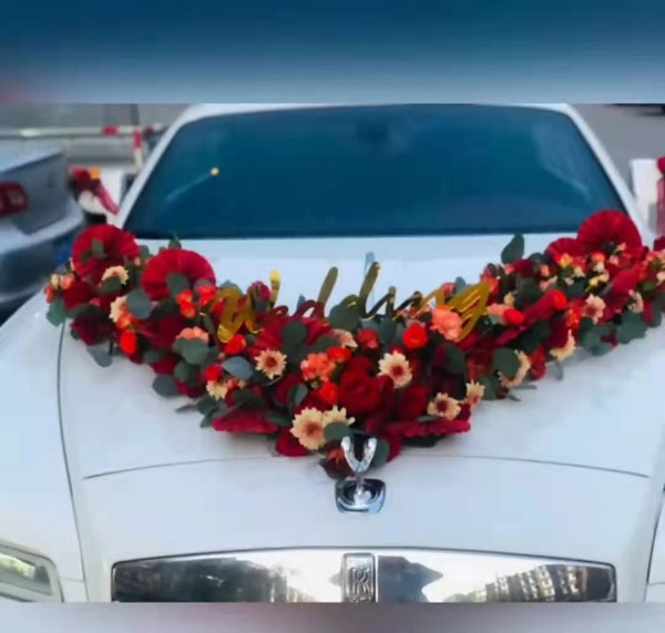 鲜花婚车
